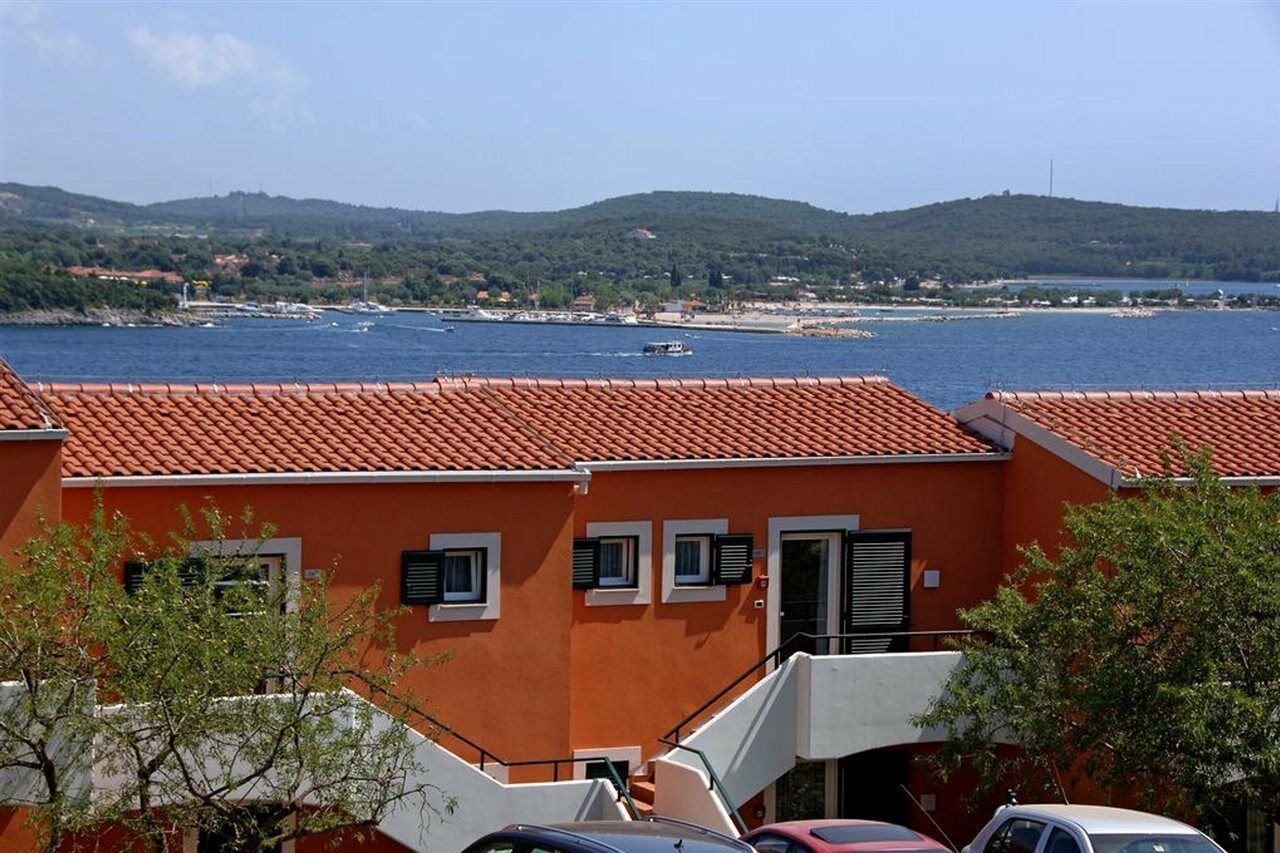 Maistra Select Koversada Naturist Apartments Vrsar Exterior photo